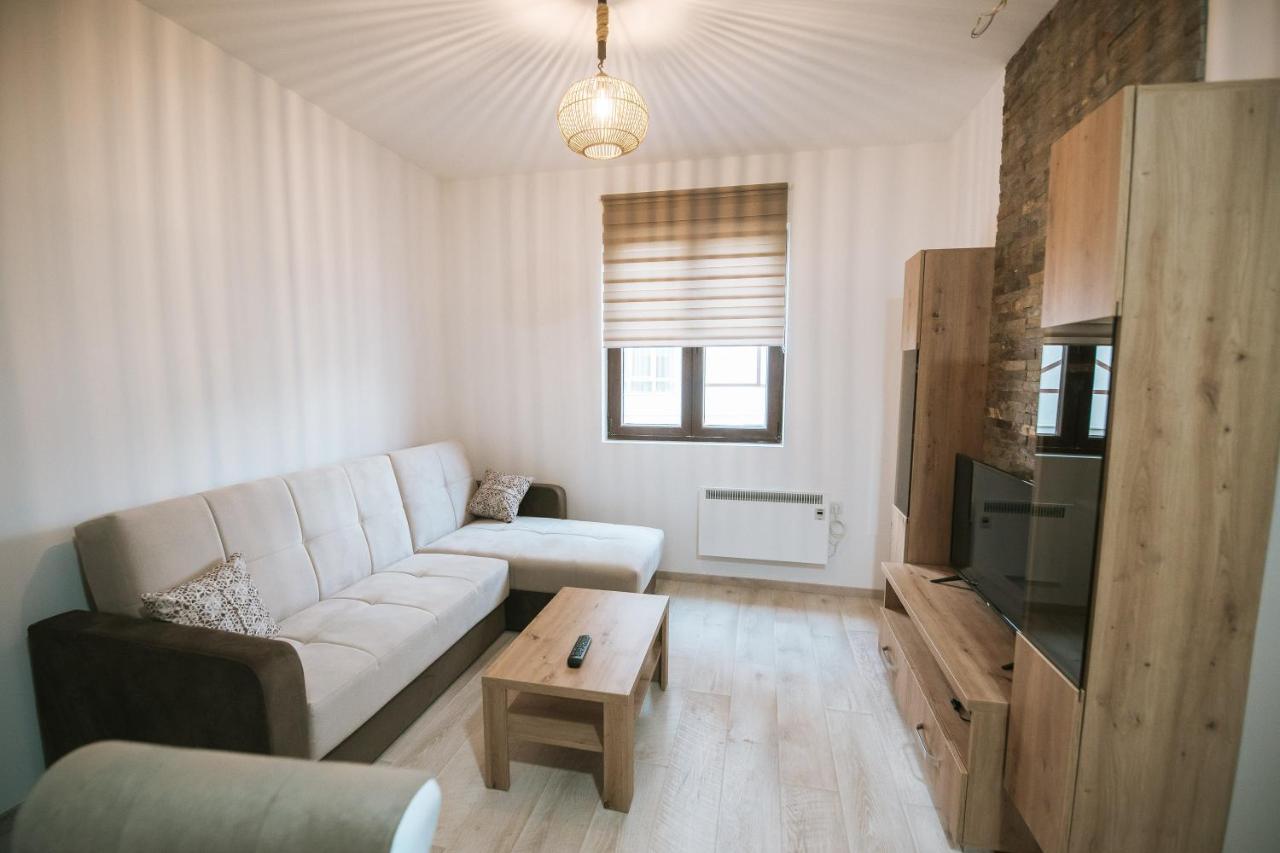 Kraljevi Konaci -Apartmani Bajka 카파오닉 외부 사진