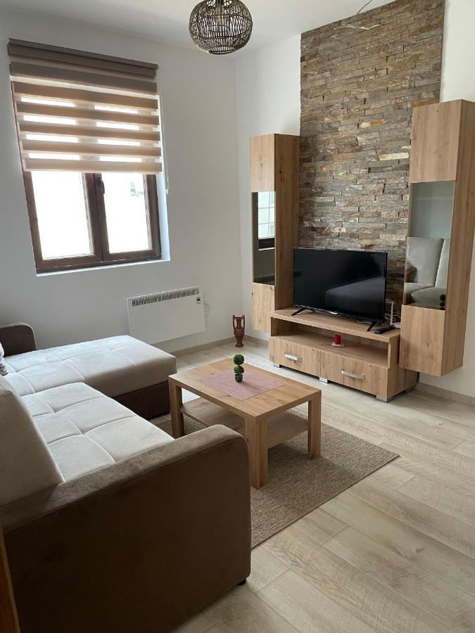 Kraljevi Konaci -Apartmani Bajka 카파오닉 외부 사진
