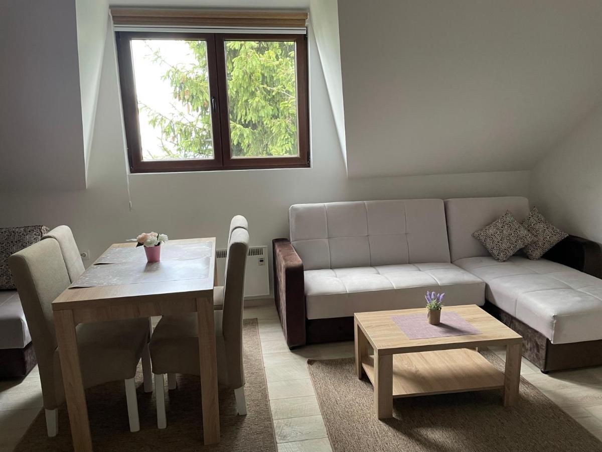 Kraljevi Konaci -Apartmani Bajka 카파오닉 외부 사진
