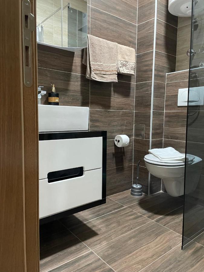 Kraljevi Konaci -Apartmani Bajka 카파오닉 외부 사진